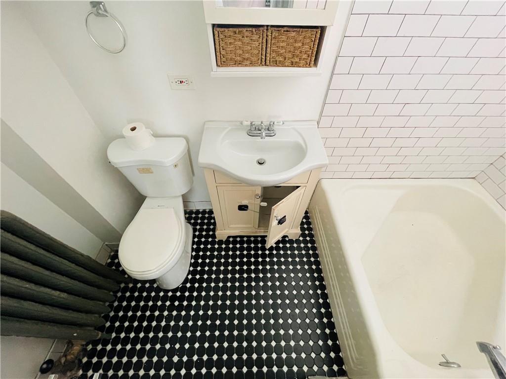 330 Van Duzer Street, Staten  Island, New York, 10304 image 15
