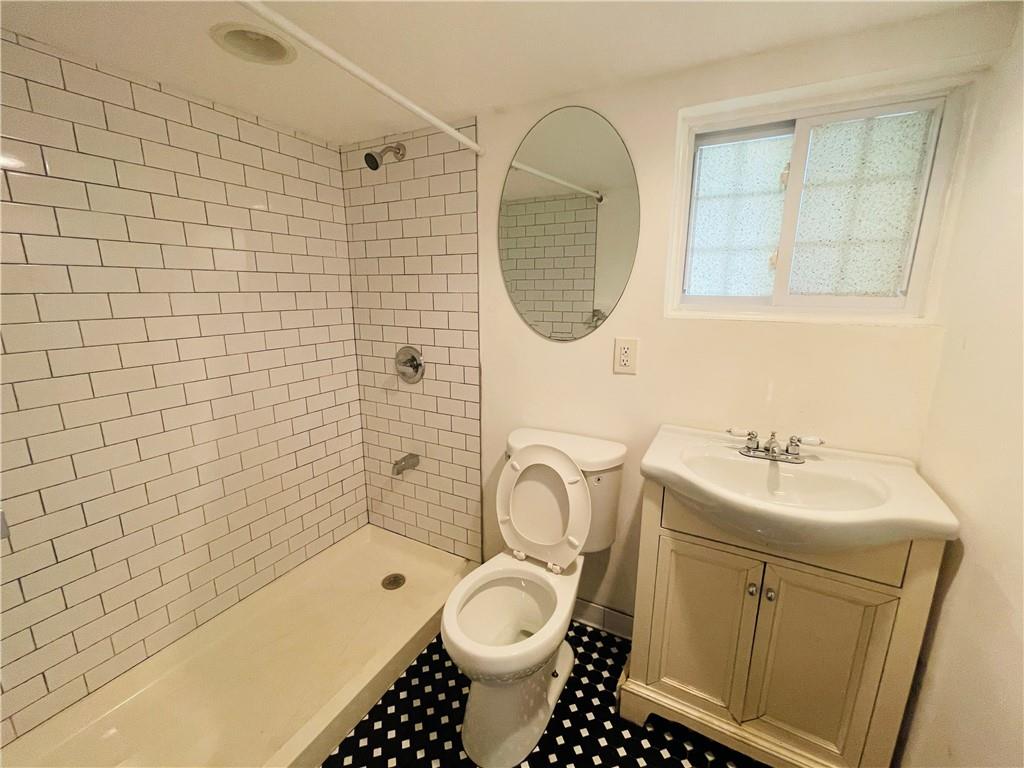 330 Van Duzer Street, Staten  Island, New York, 10304 image 24