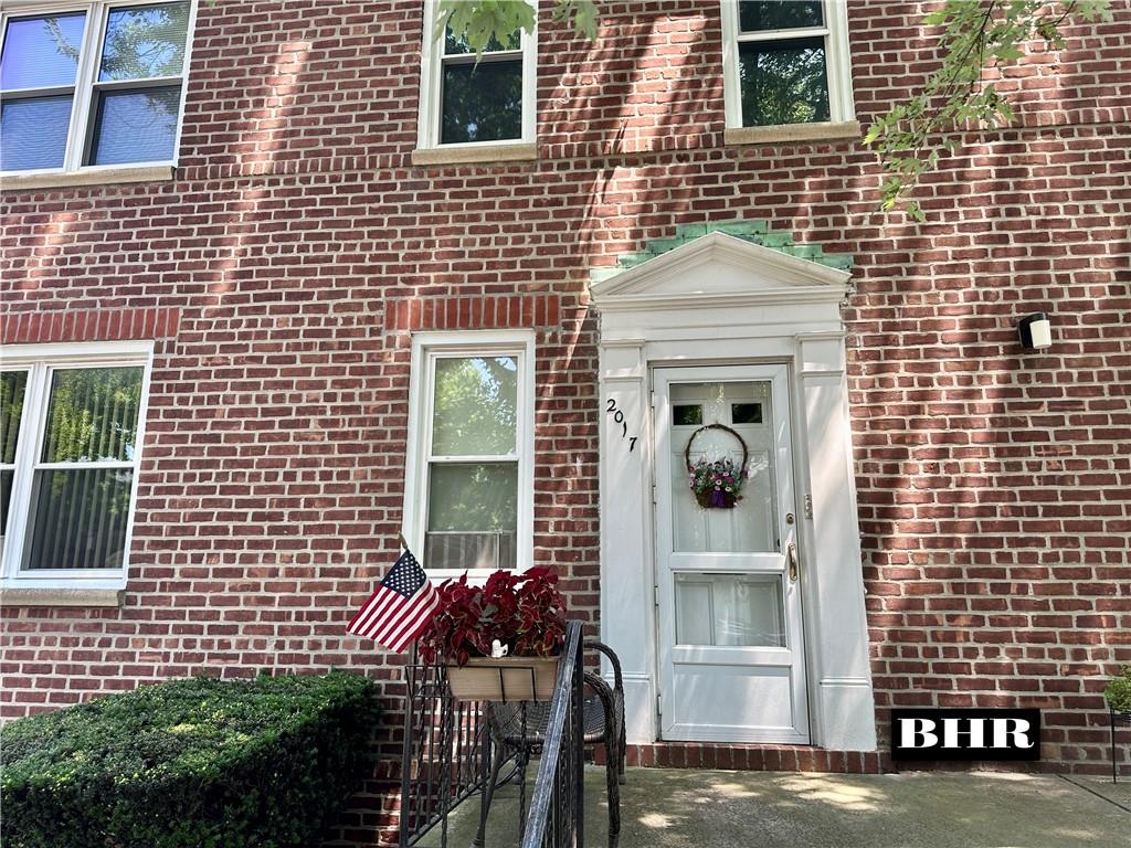 2017 Pearson Street 80D Image 1