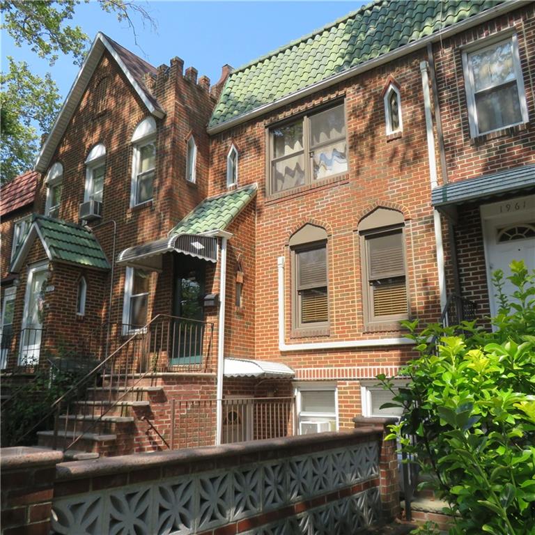 1959 East 28th Street Image 2