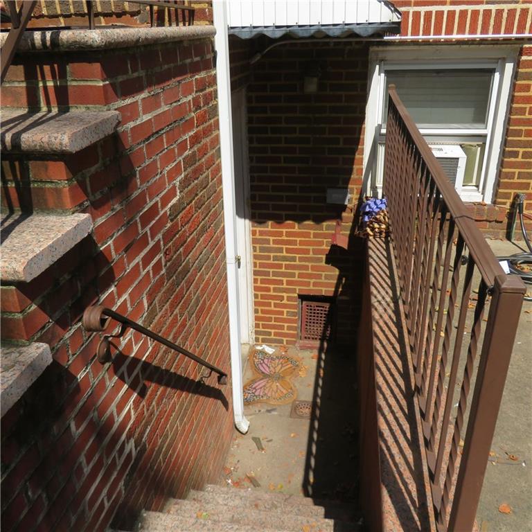 1959 East 28th Street Image 4