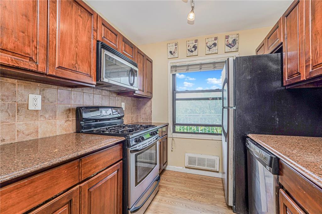 1100 Clove Road 6O, Staten  Island, New York, 10301 image 14
