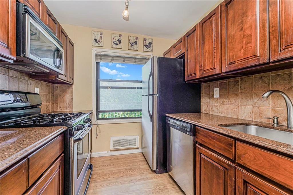 1100 Clove Road 6O, Staten  Island, New York, 10301 image 15