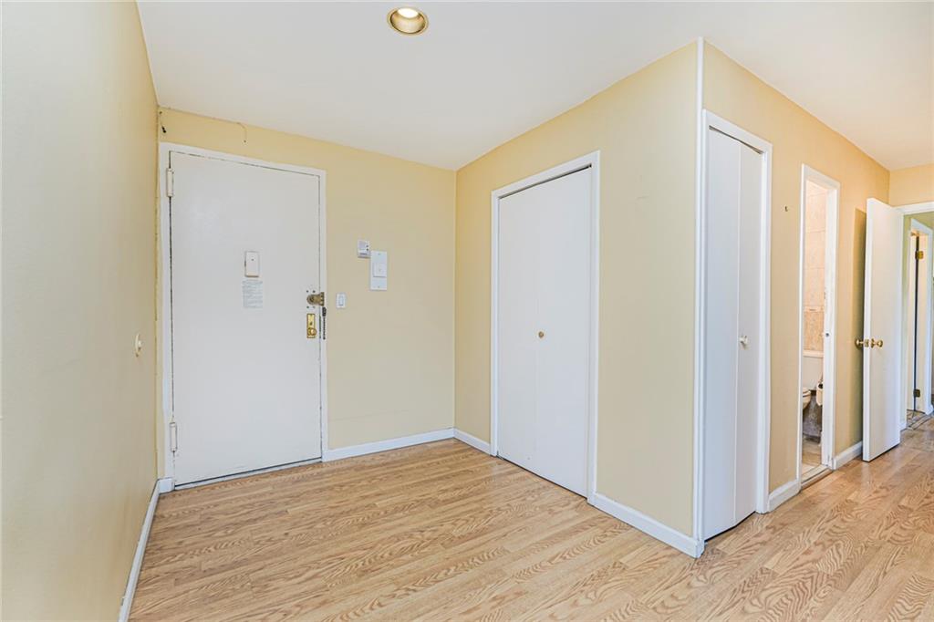 1100 Clove Road 6O, Staten  Island, New York, 10301 image 20