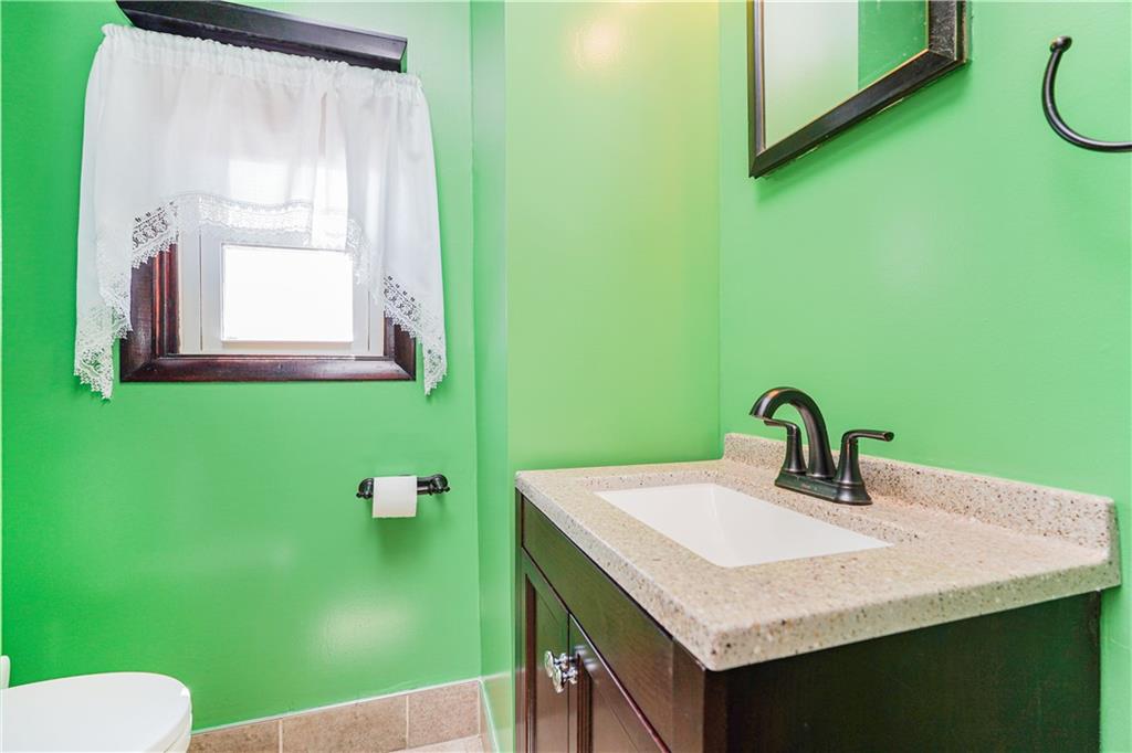 263 Decker Avenue, Staten  Island, New York, 10302 image 21