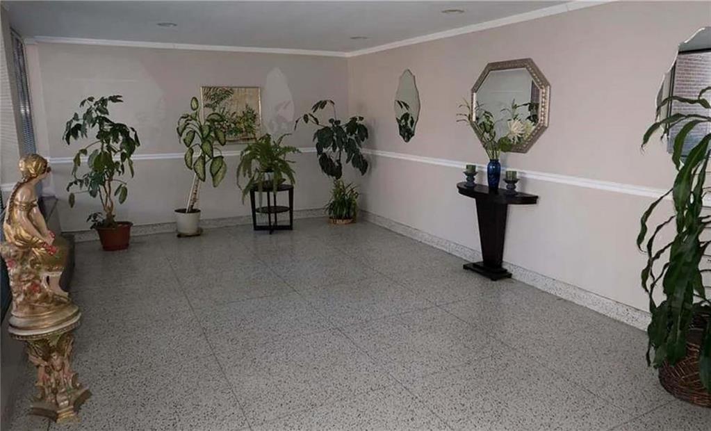 2035 East 7th Street 4D Image 2