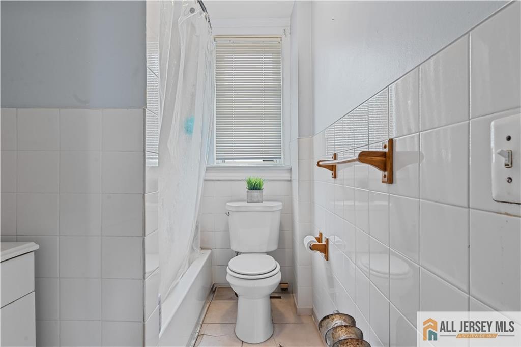 435 Ashley Street, Perth Amboy, NJ, 08861 image 28