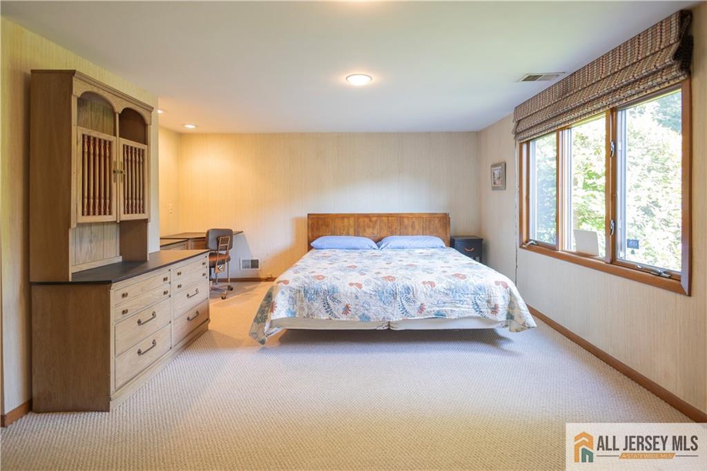 12 Tompkins Road, East Brunswick, NJ, 08816 image 43