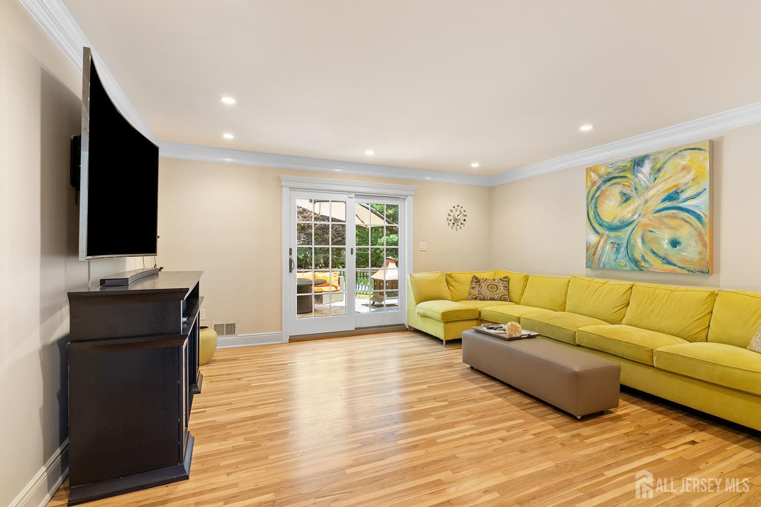 7 Lorraine Court, East Brunswick, NJ, 08816 image 15