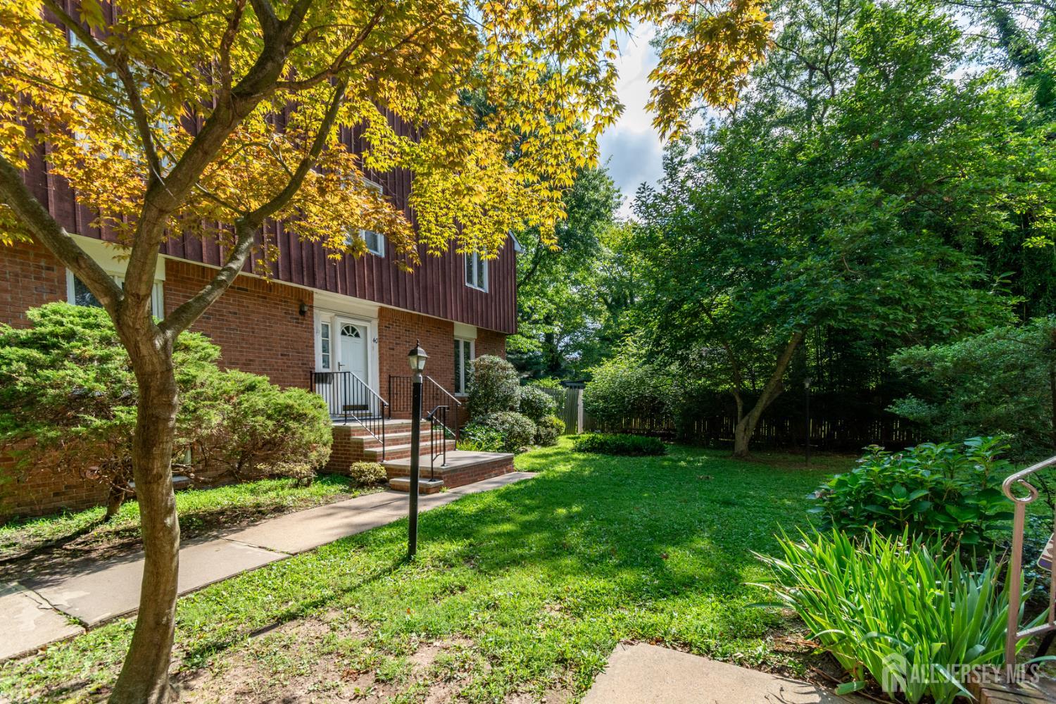40 Phelps Avenue Image 4