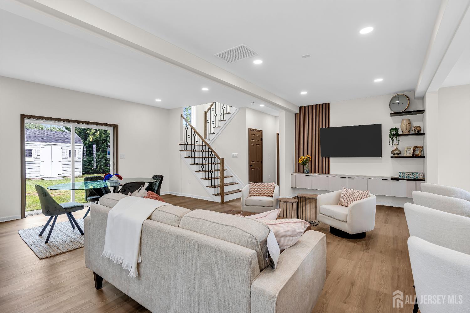 35 Glenville Road, Edison, NJ, 08817 image 15