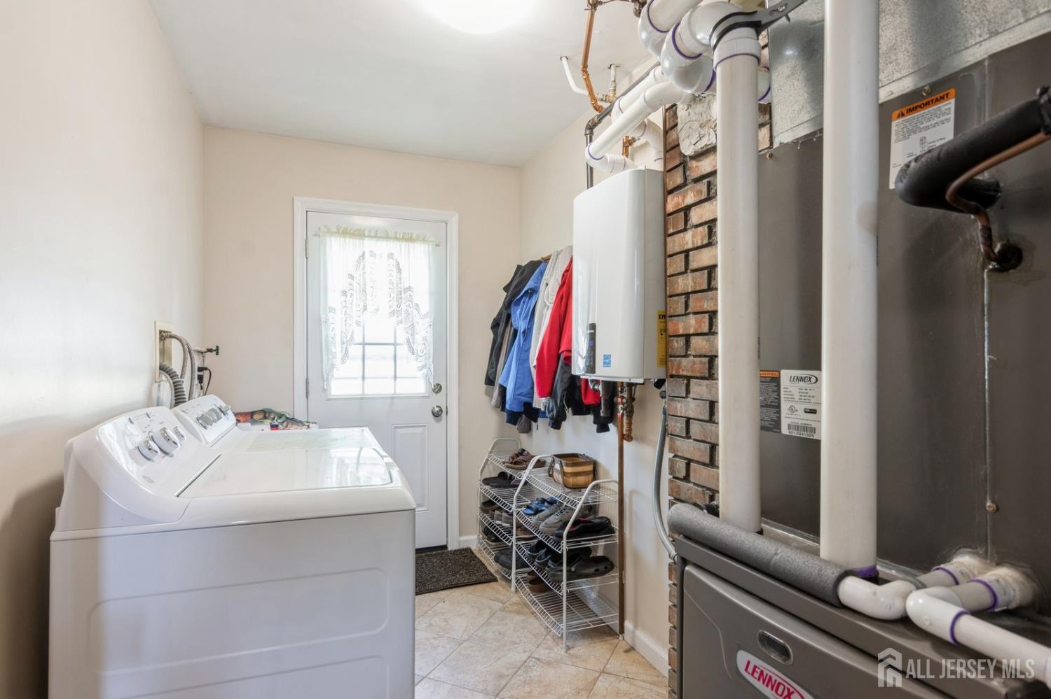 637 Bray Avenue Image 4