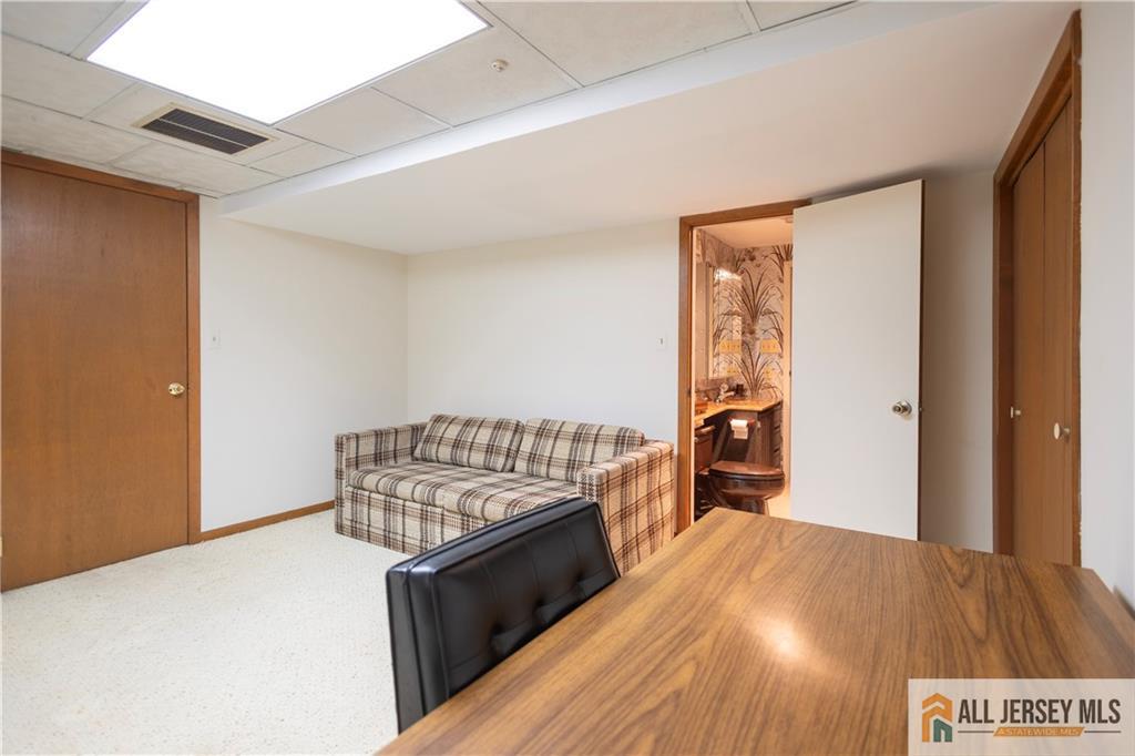 12 Tompkins Road, East Brunswick, NJ, 08816 image 38