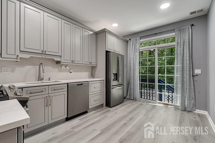 8 Amber Drive, Old Bridge, NJ, 08857 image 13