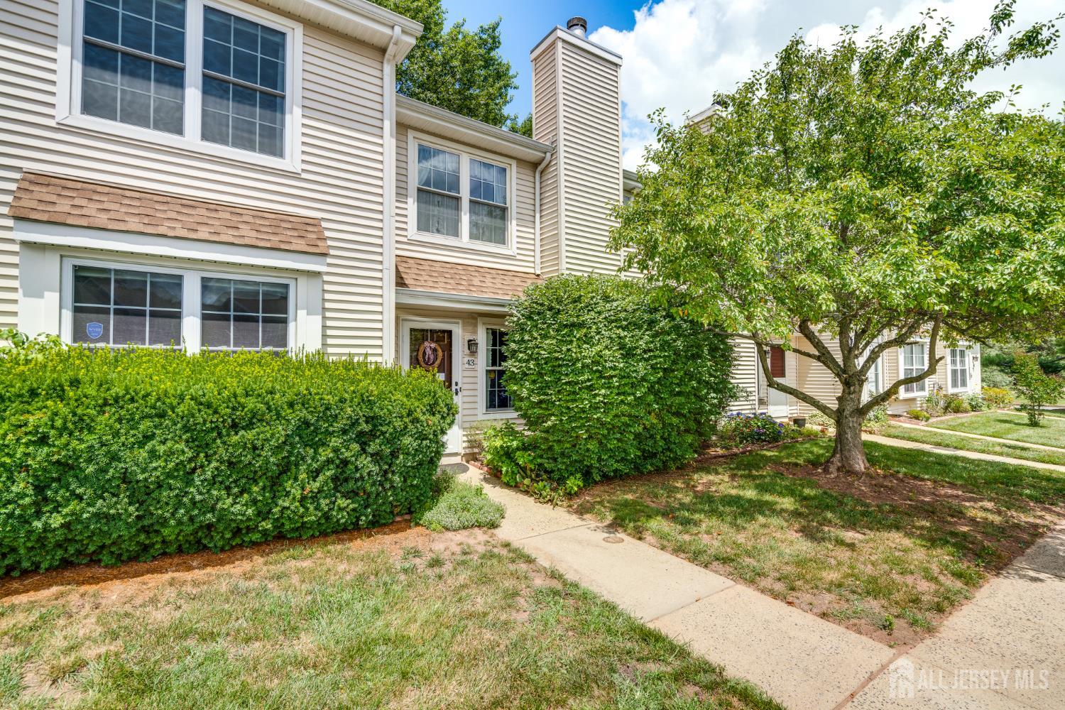 43 Nottingham Way, Franklin, NJ, 08873