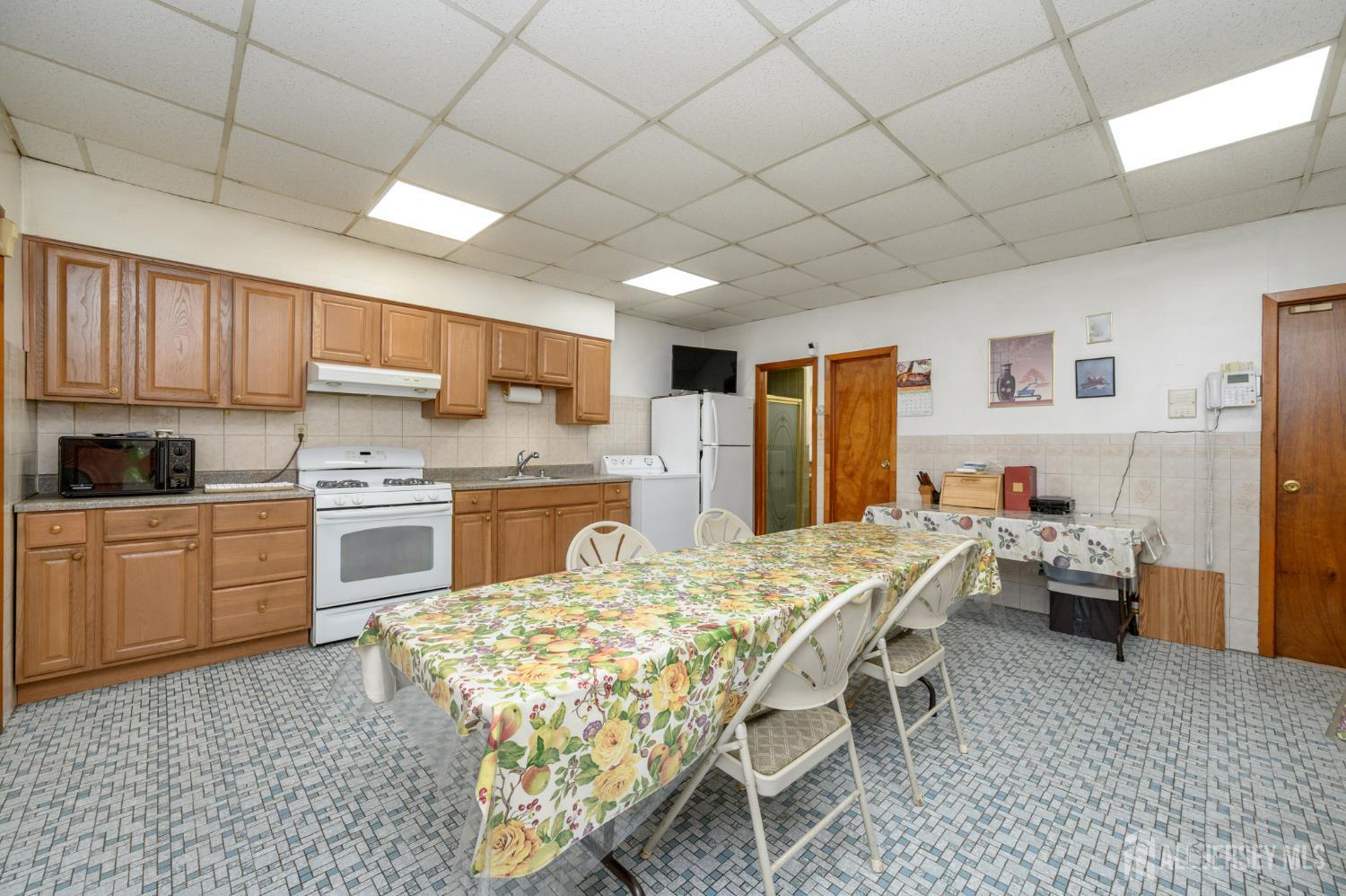 51 Wright Avenue, Jersey City, NJ, 07306 image 6