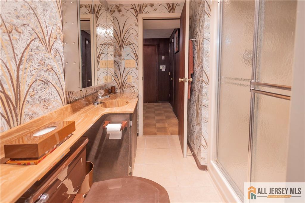 12 Tompkins Road, East Brunswick, NJ, 08816 image 40