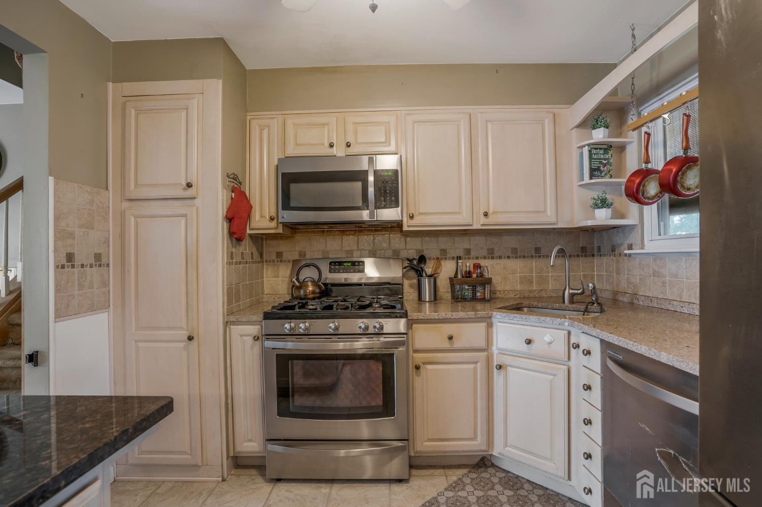 146 Osceola Avenue, Middlesex, NJ, 08846 image 17