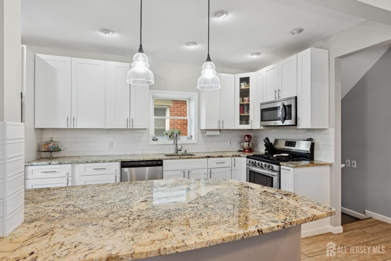 147 Grove Avenue, Woodbridge Proper, NJ, 07095 image 7