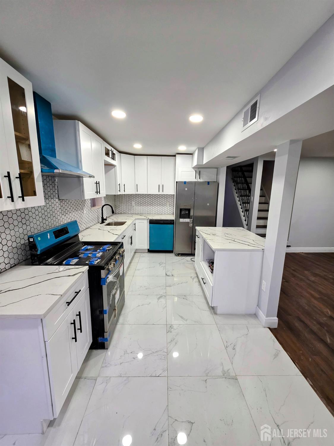 81 Hickory Street, Carteret, NJ, 07008 image 10