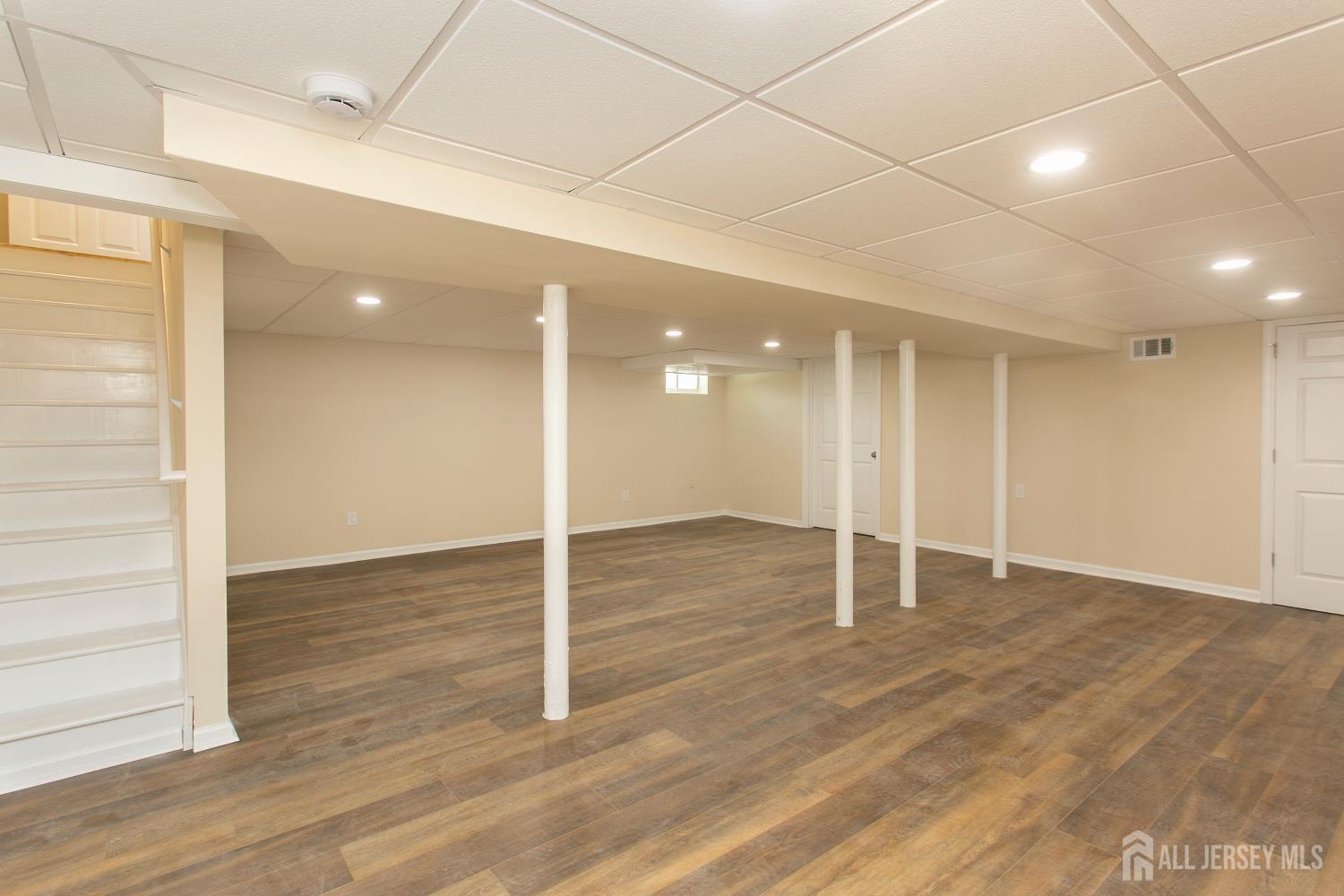 15 Bradley Drive, Edison, NJ, 08817 image 30