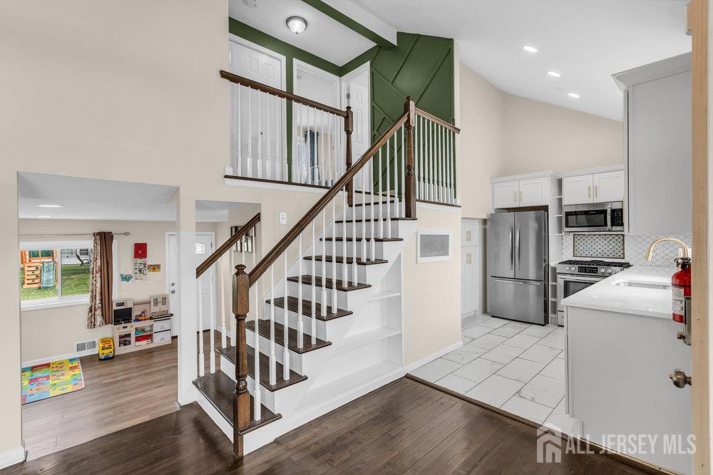 40 McKinley Avenue, Colonia, NJ, 07067 image 18