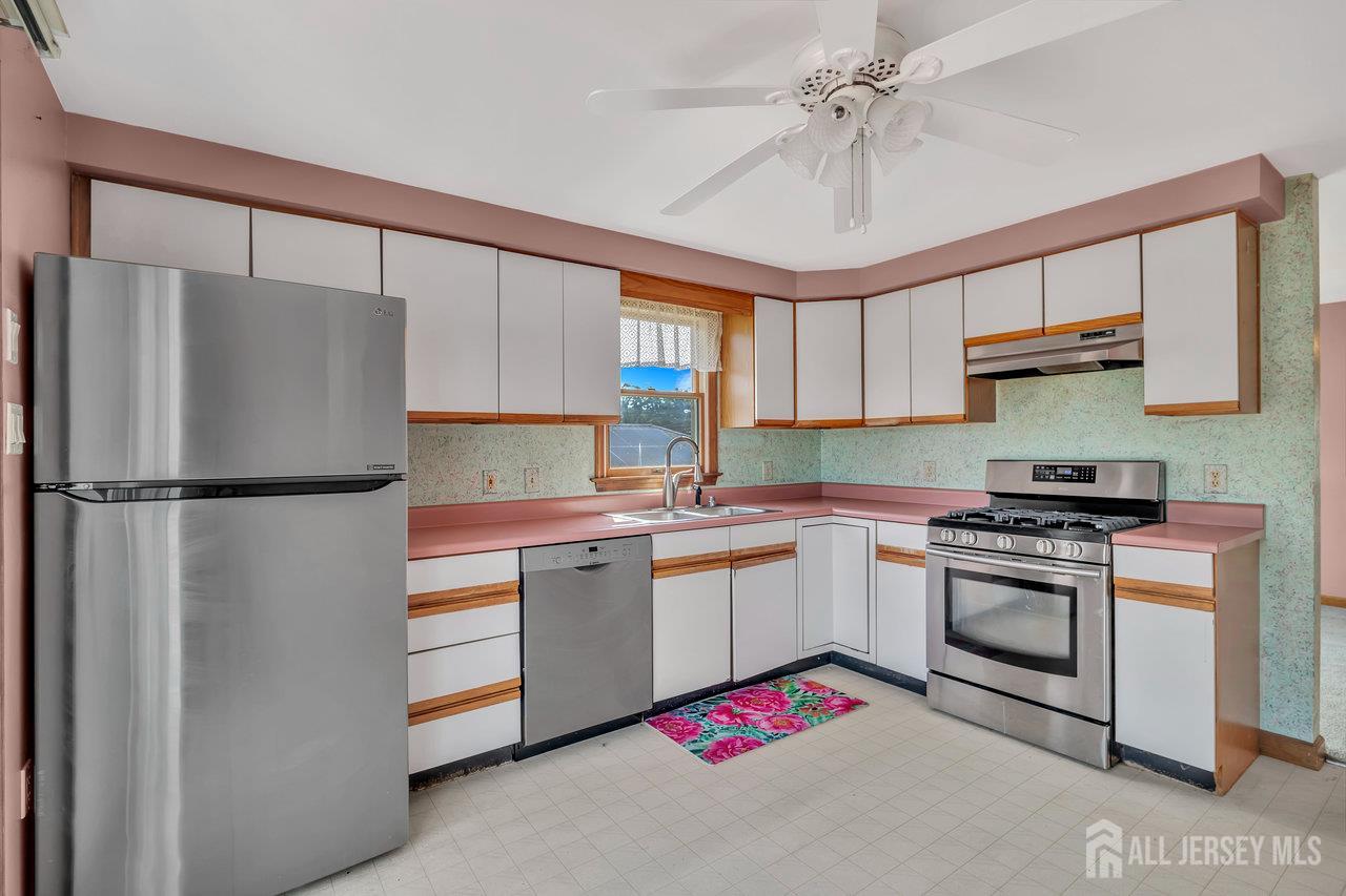 250 Adirondack Avenue, Spotswood, NJ, 08884 image 19