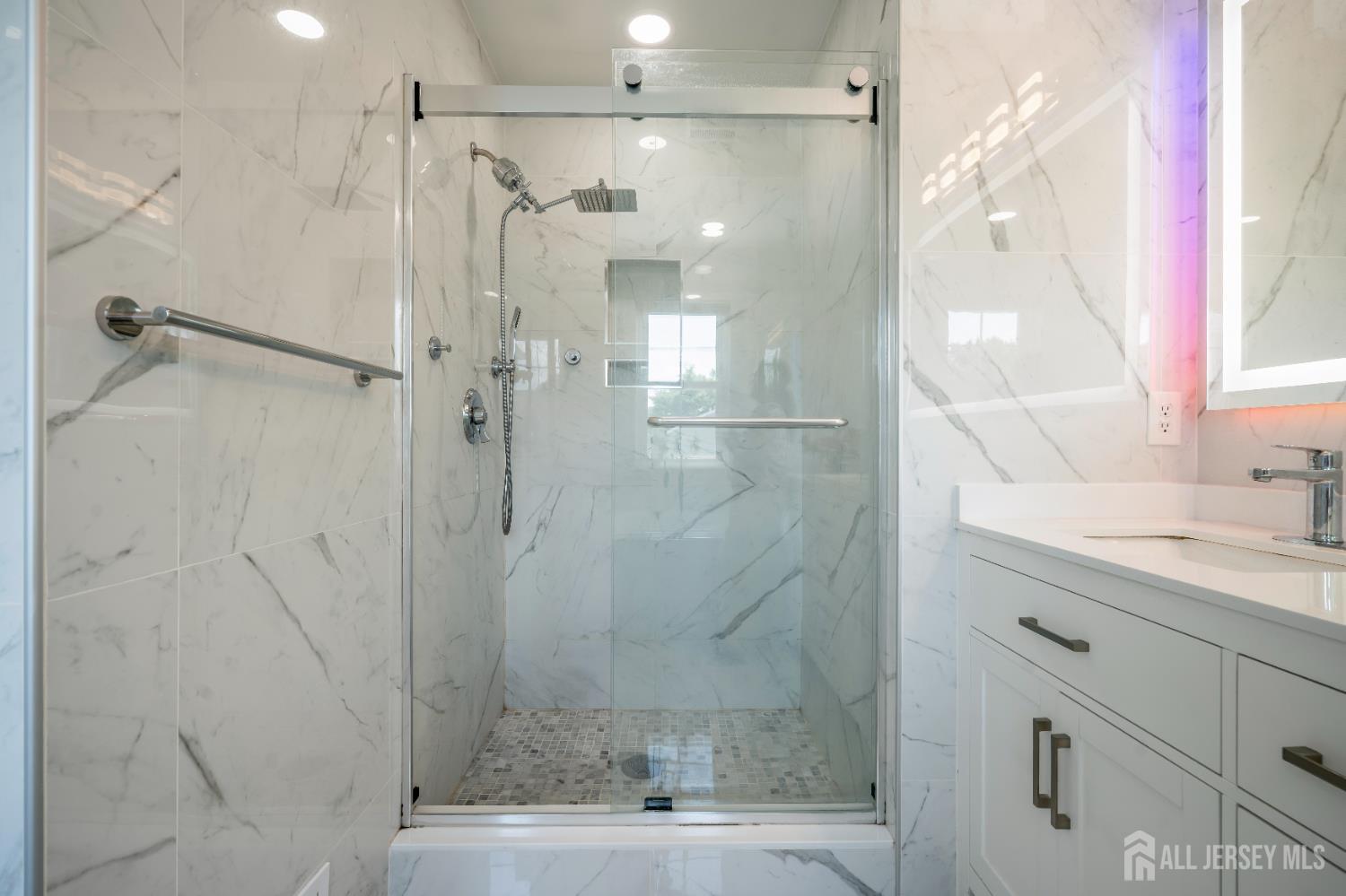 10 Hampton Place, East Brunswick, NJ, 08816 image 14