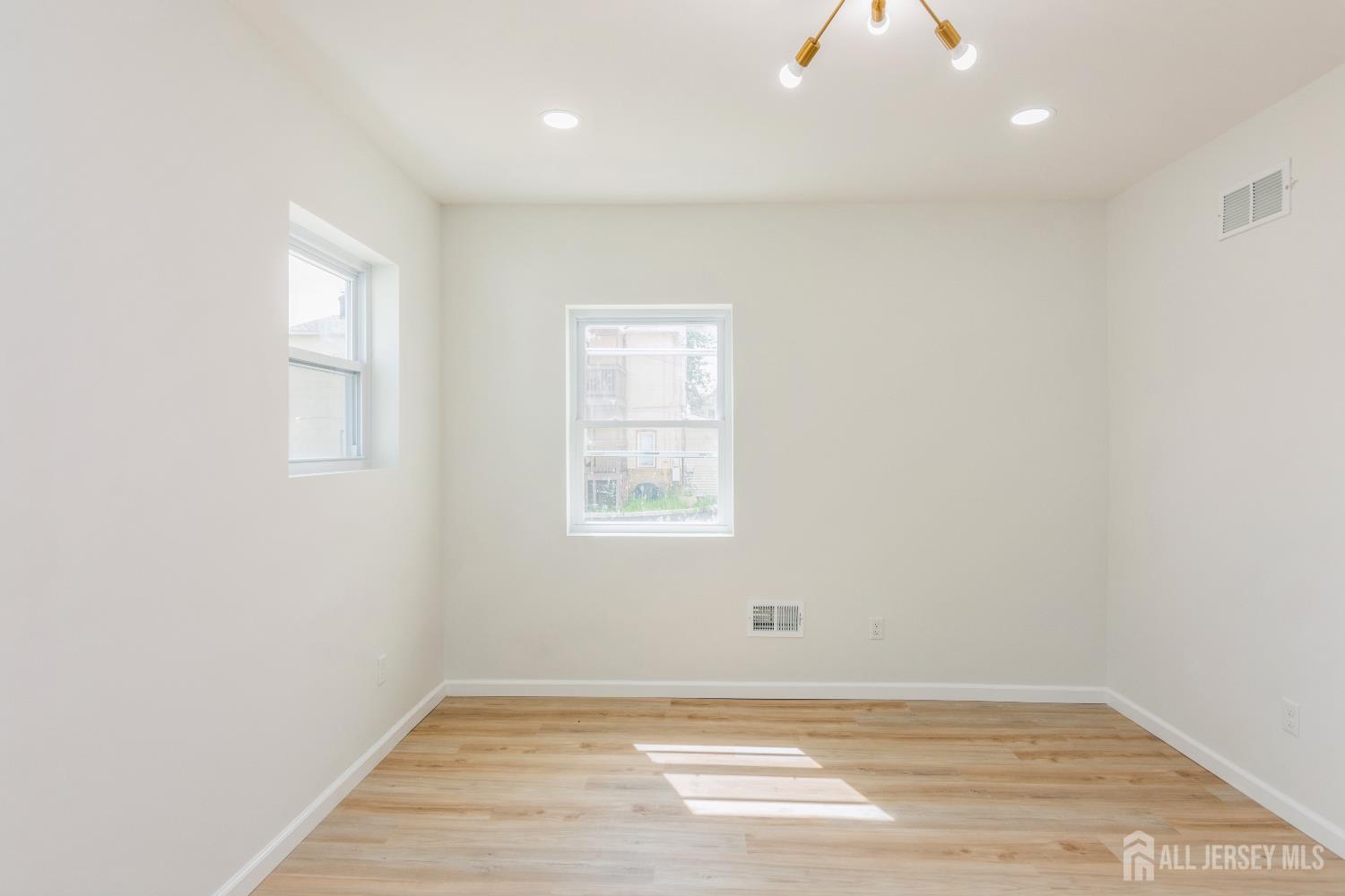 17-1/2 Thomas Street, South River, NJ, 08882 image 8