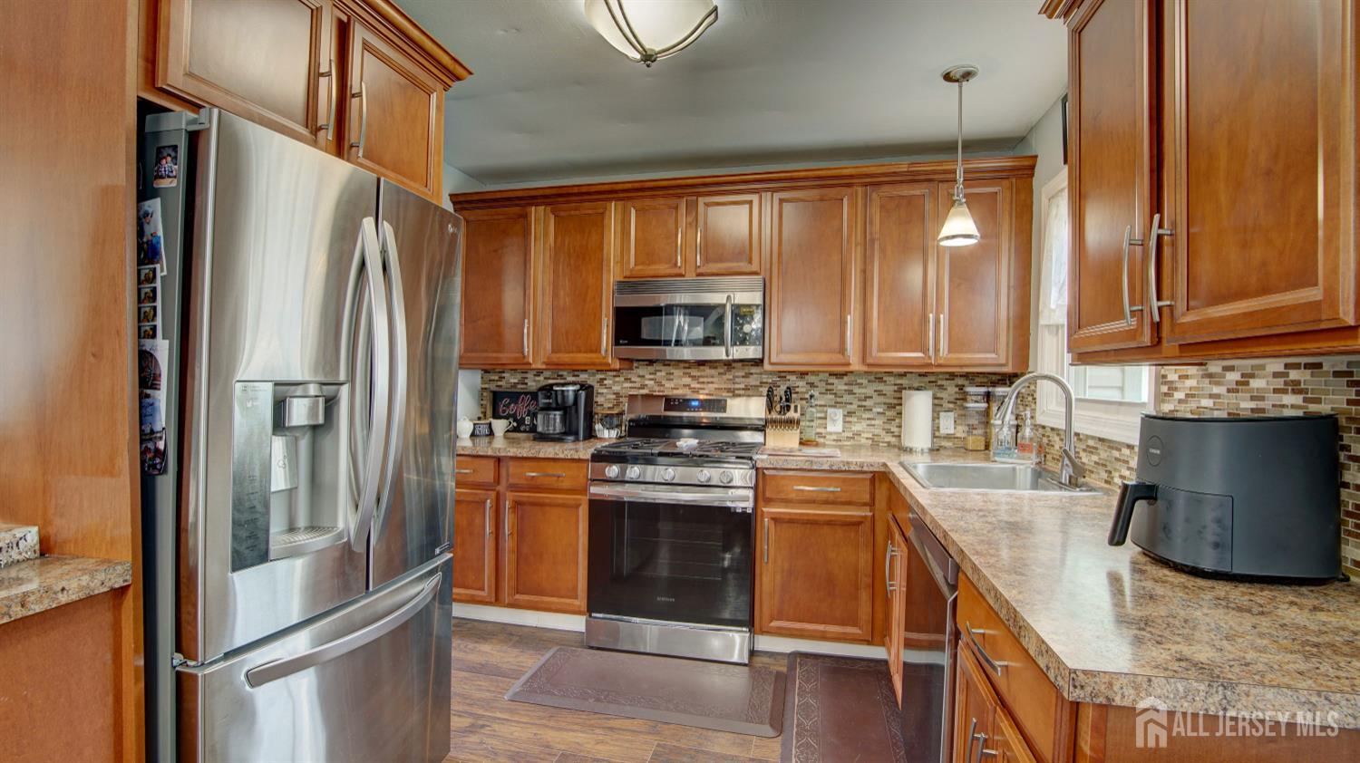 27 Carlton Avenue, Monroe, NJ, 08831 image 11