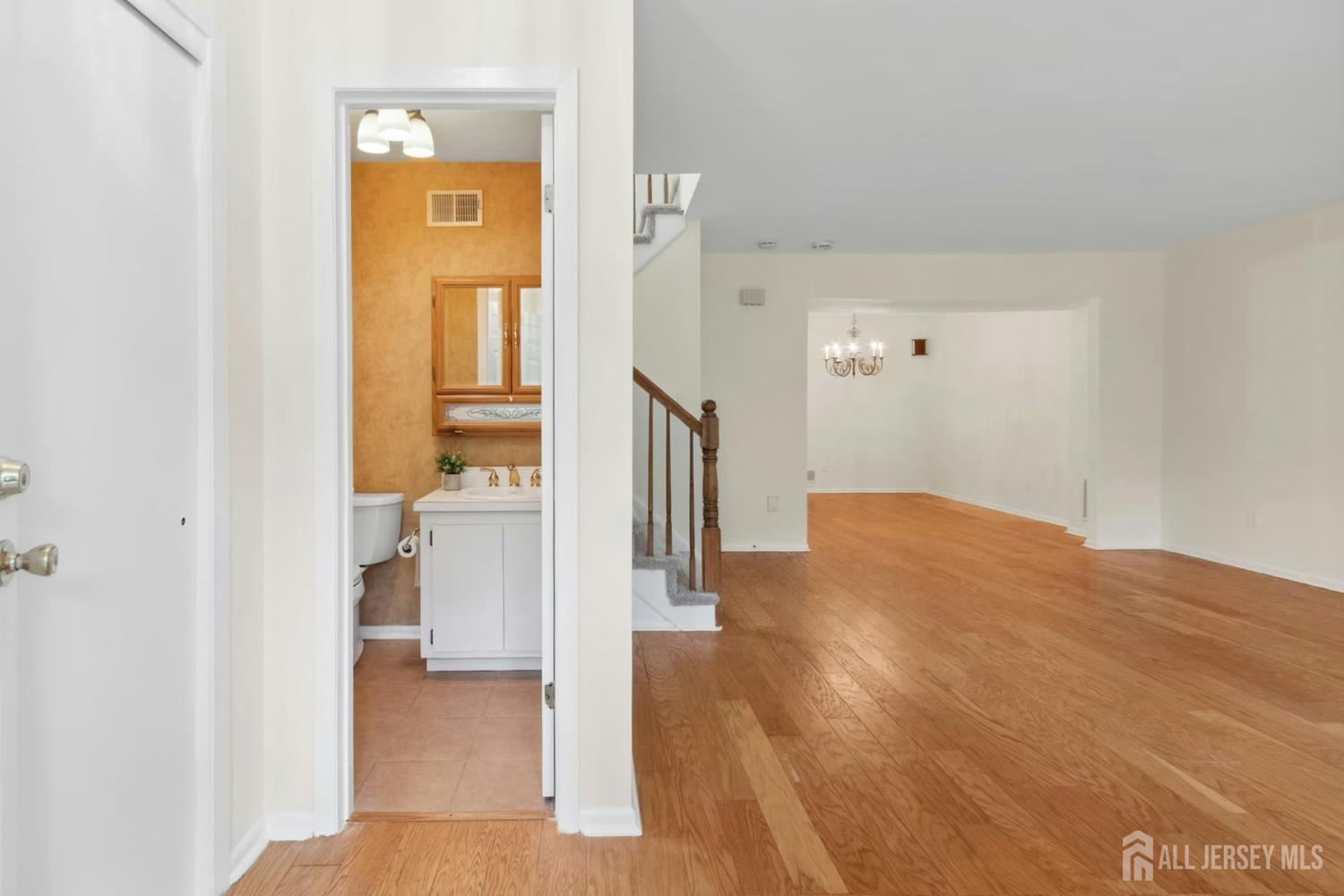 7 Tisbury Court Image 5