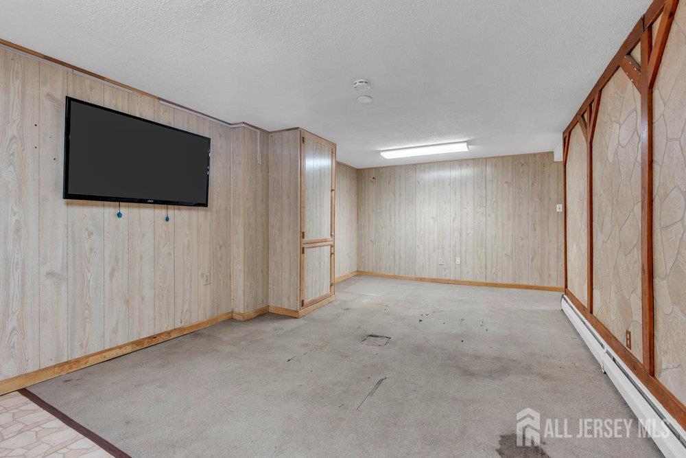 75 S McKinley Avenue, Iselin, NJ, 08830 image 29