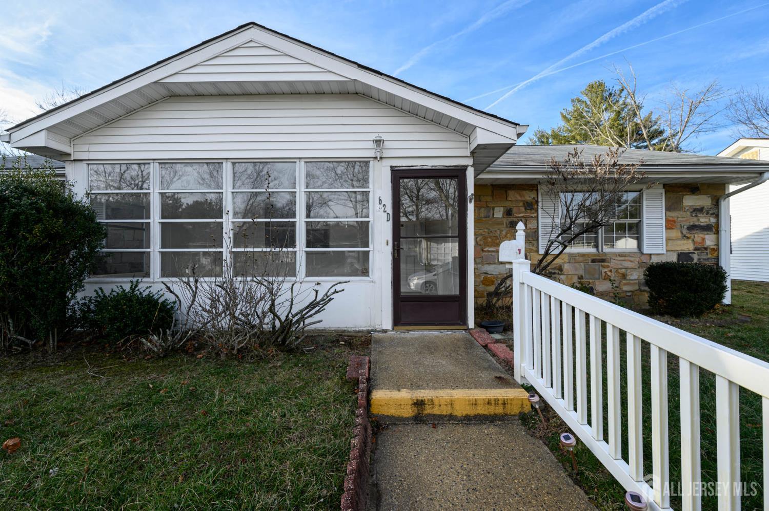 62-D Hedge Drive Image 2