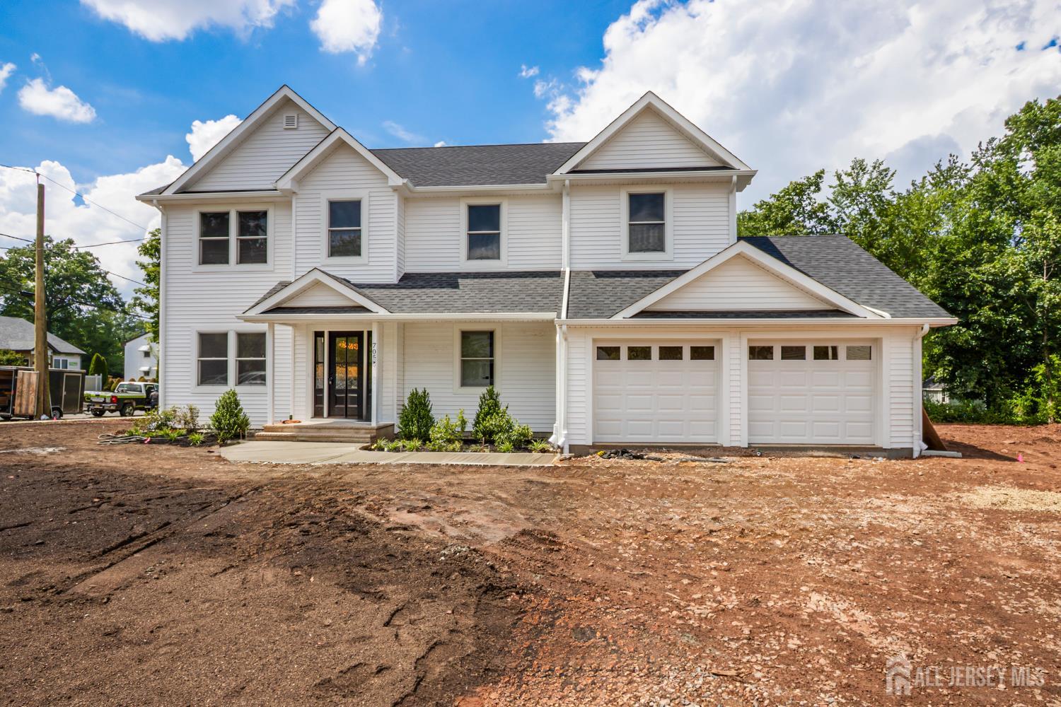 705 Plainfield Avenue Image 2