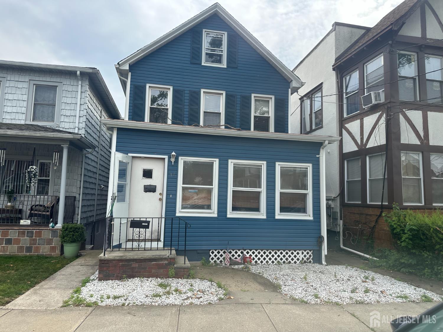 91 Lewis Street, Perth Amboy, NJ, 08861