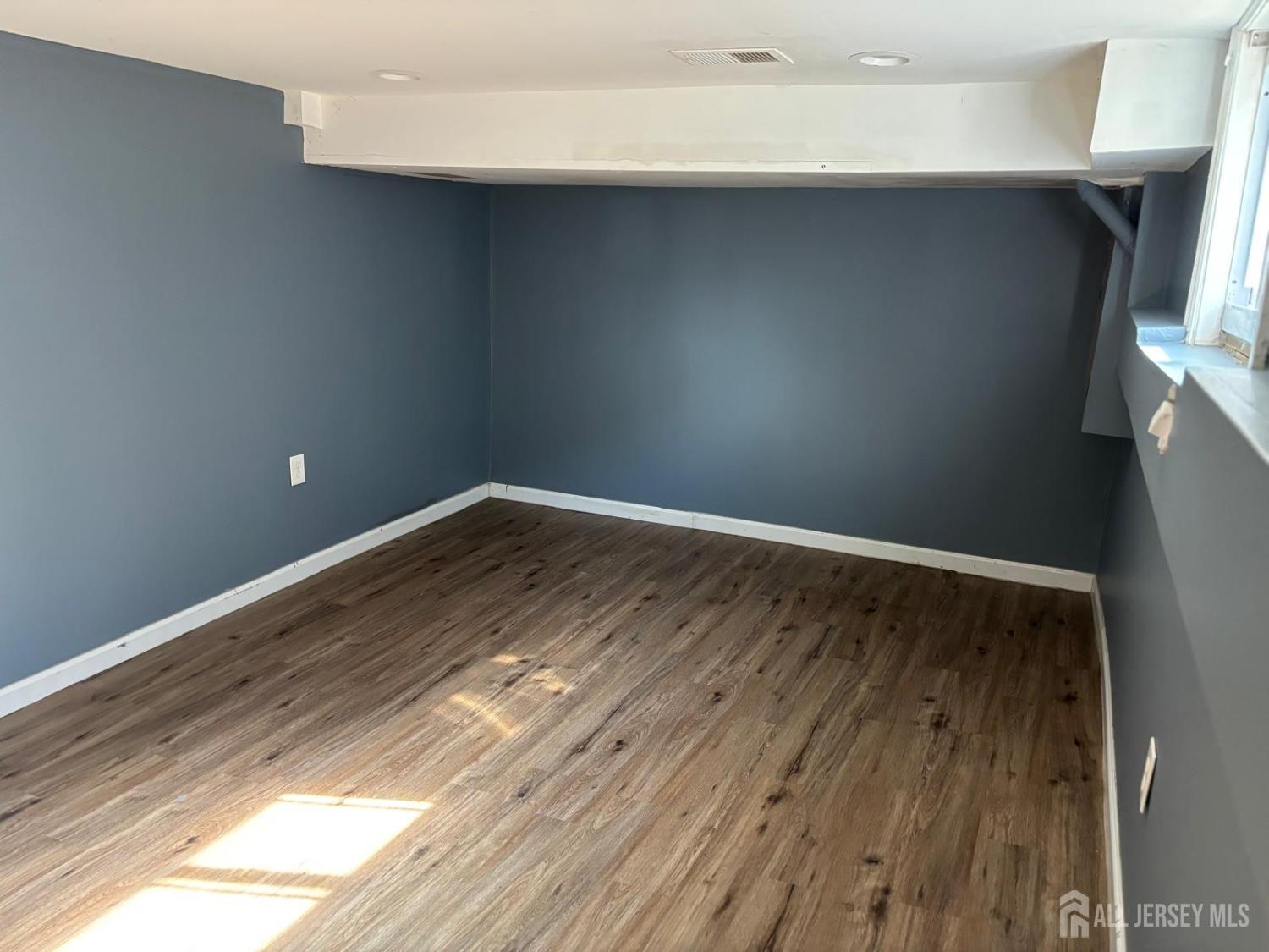 220 S Washington Avenue Image 3