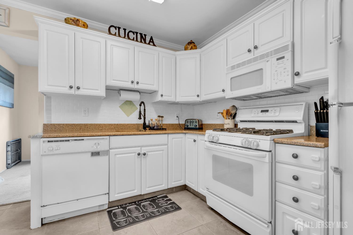 1708 Cypress Lane, East Brunswick, NJ, 08816 image 9
