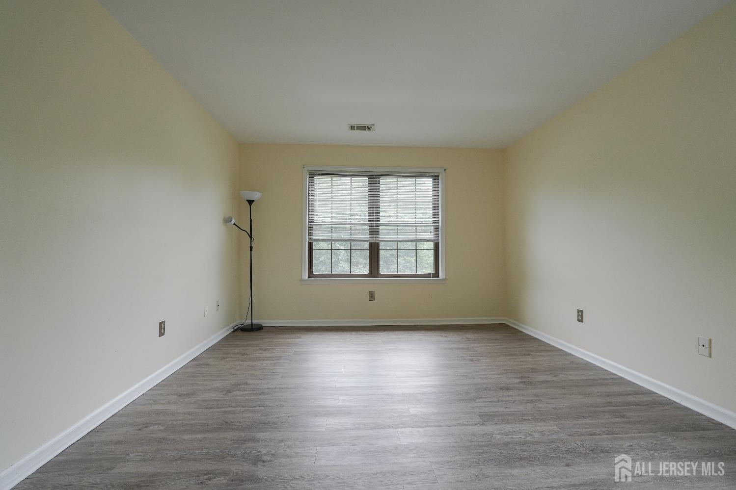 809 Woodhaven Drive, Edison, NJ, 08817 image 14