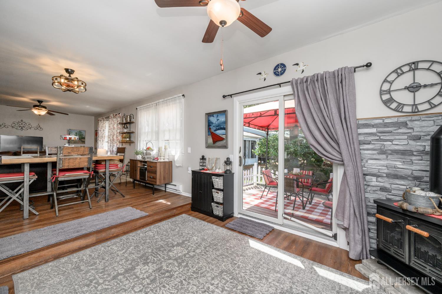37 S Chestnut Avenue, Whiting, NJ, 08759 image 10