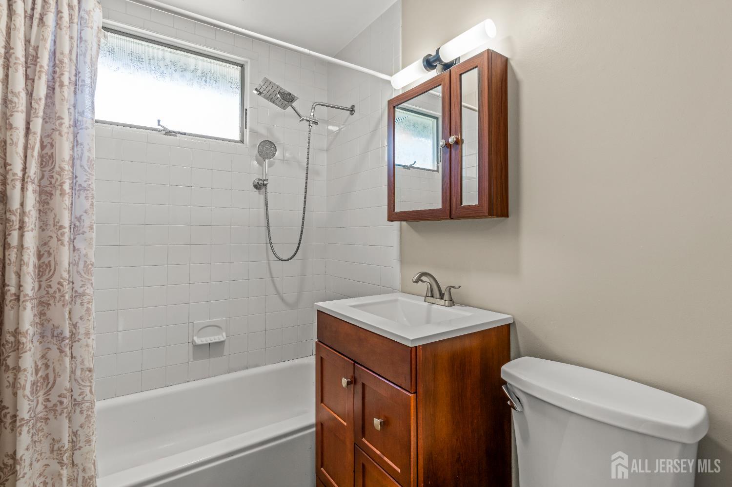 32 Glenville Road, Edison, NJ, 08817 image 21