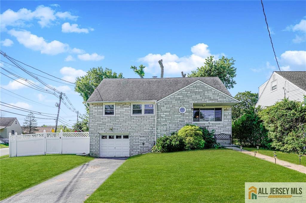26 Federal Street, Metuchen, NJ, 08840