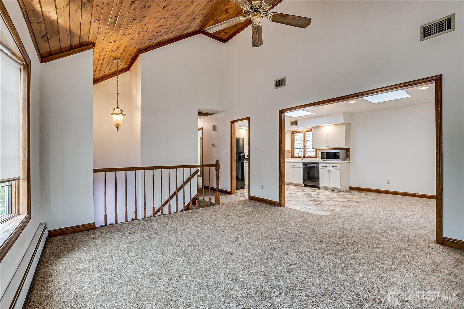 221 S Pine Avenue, South Amboy, NJ, 08879 image 12