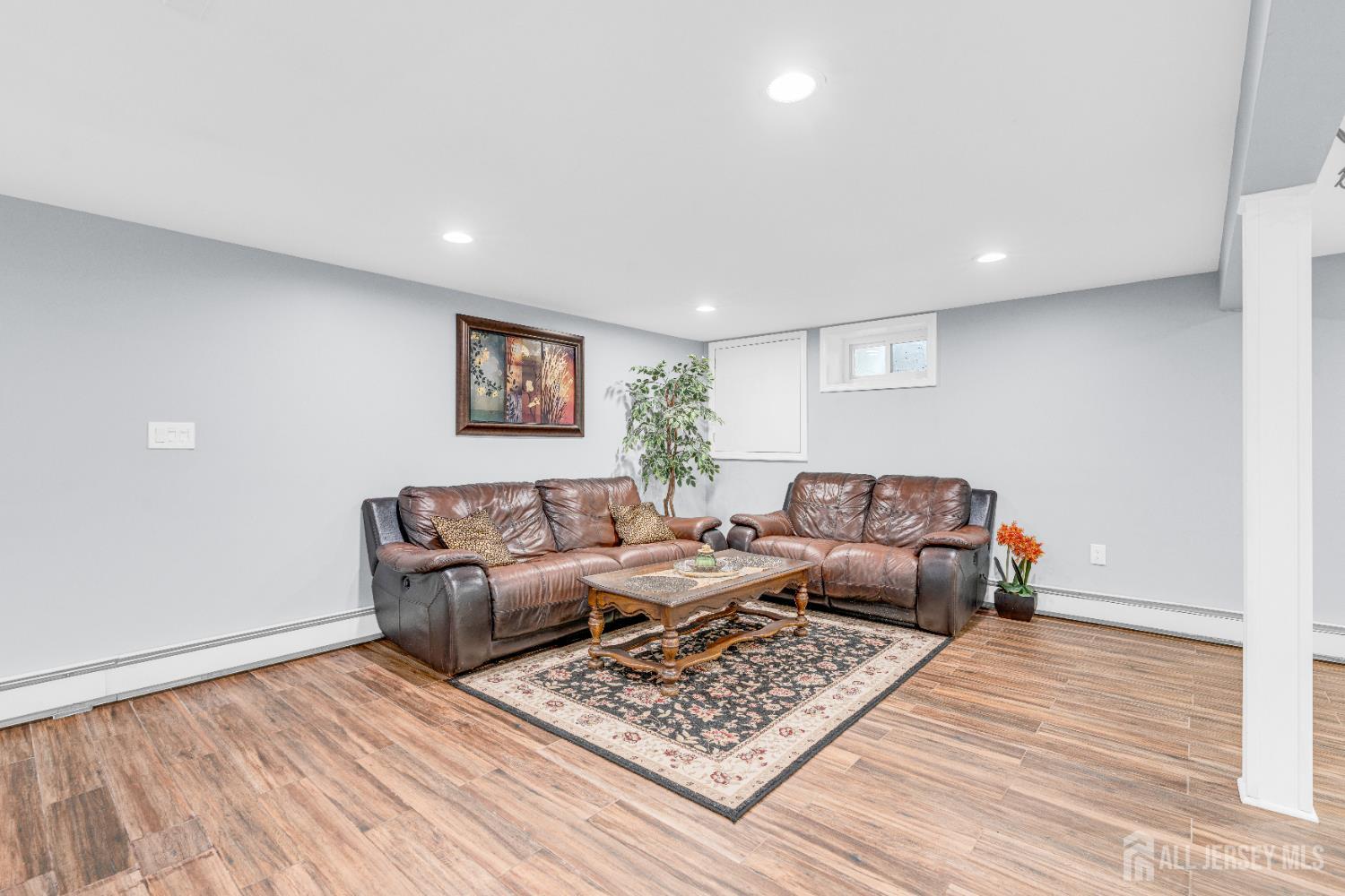251 W Shirley Avenue, Edison, NJ, 08820 image 32