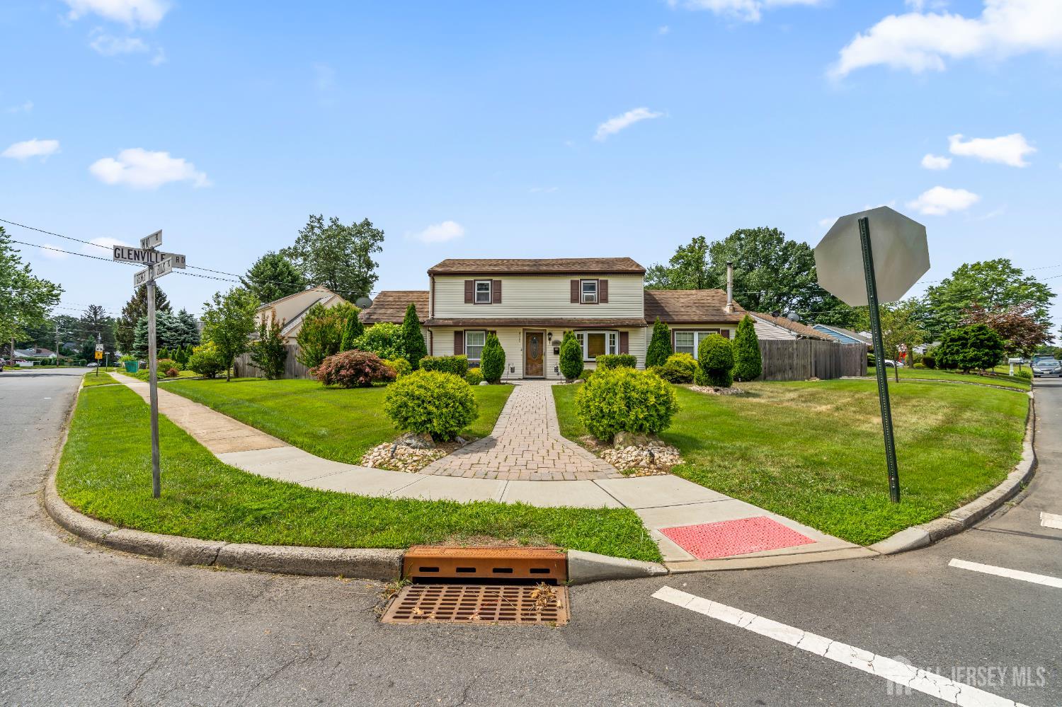 32 Glenville Road Image 2