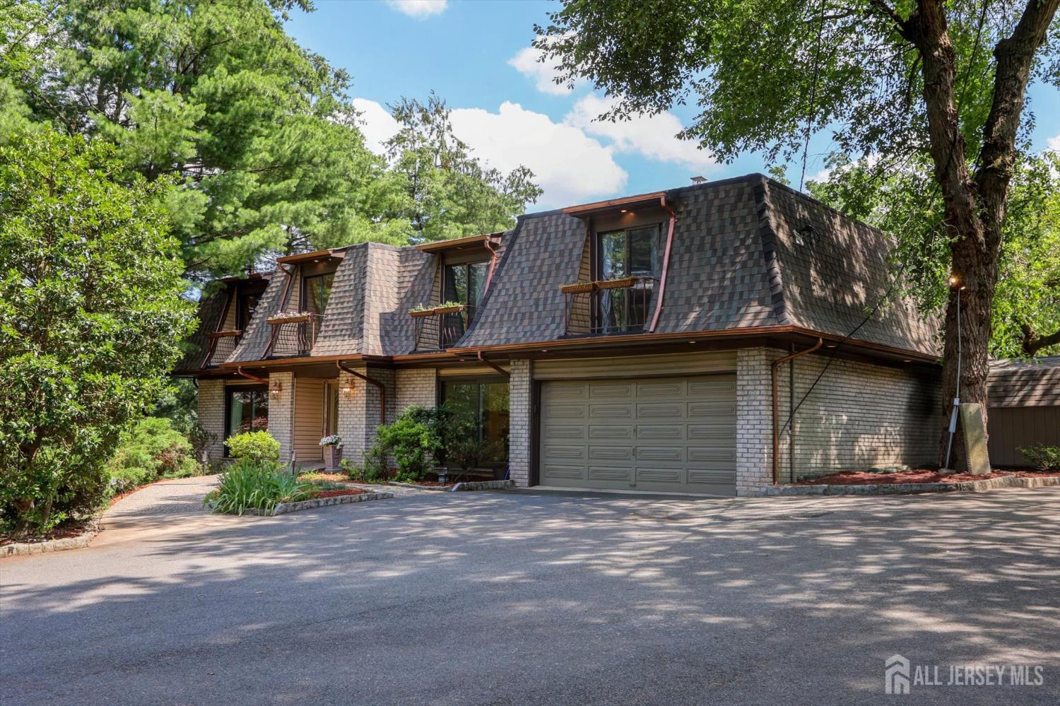 403 New Dover Road, Colonia, NJ, 07067