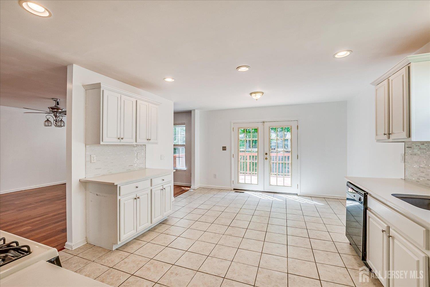 230 S 10th Avenue, Highland Park, NJ, 08904 image 11