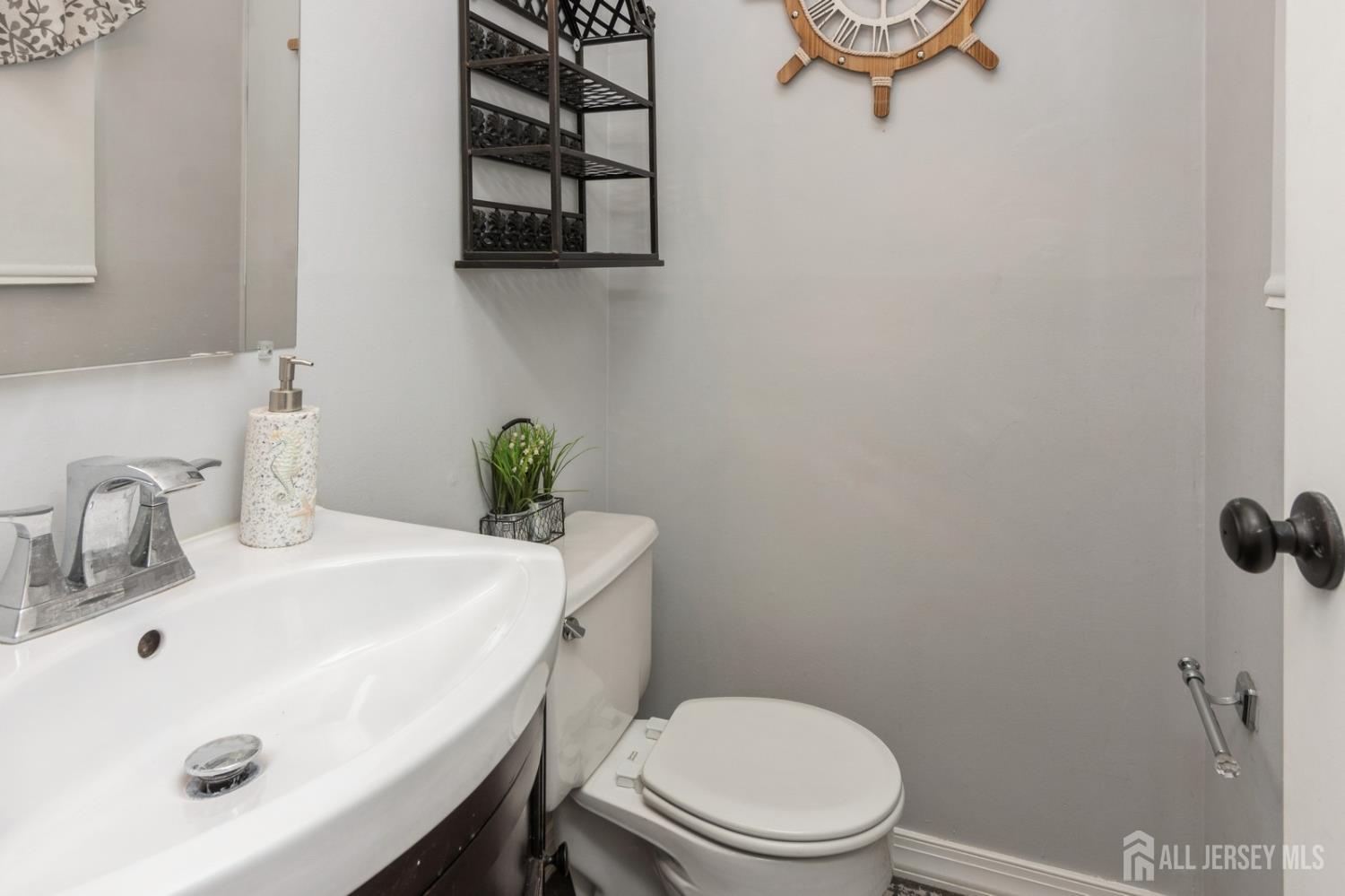 70 Woodshore W, Old Bridge, NJ, 07735 image 22