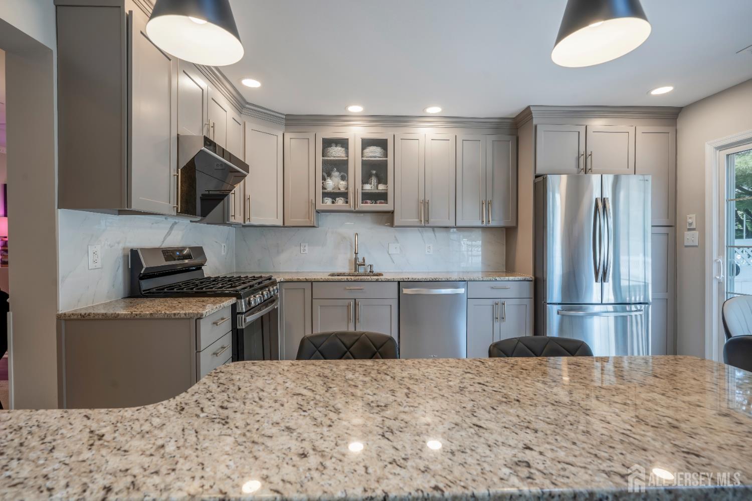 10 Hampton Place, East Brunswick, NJ, 08816 image 6