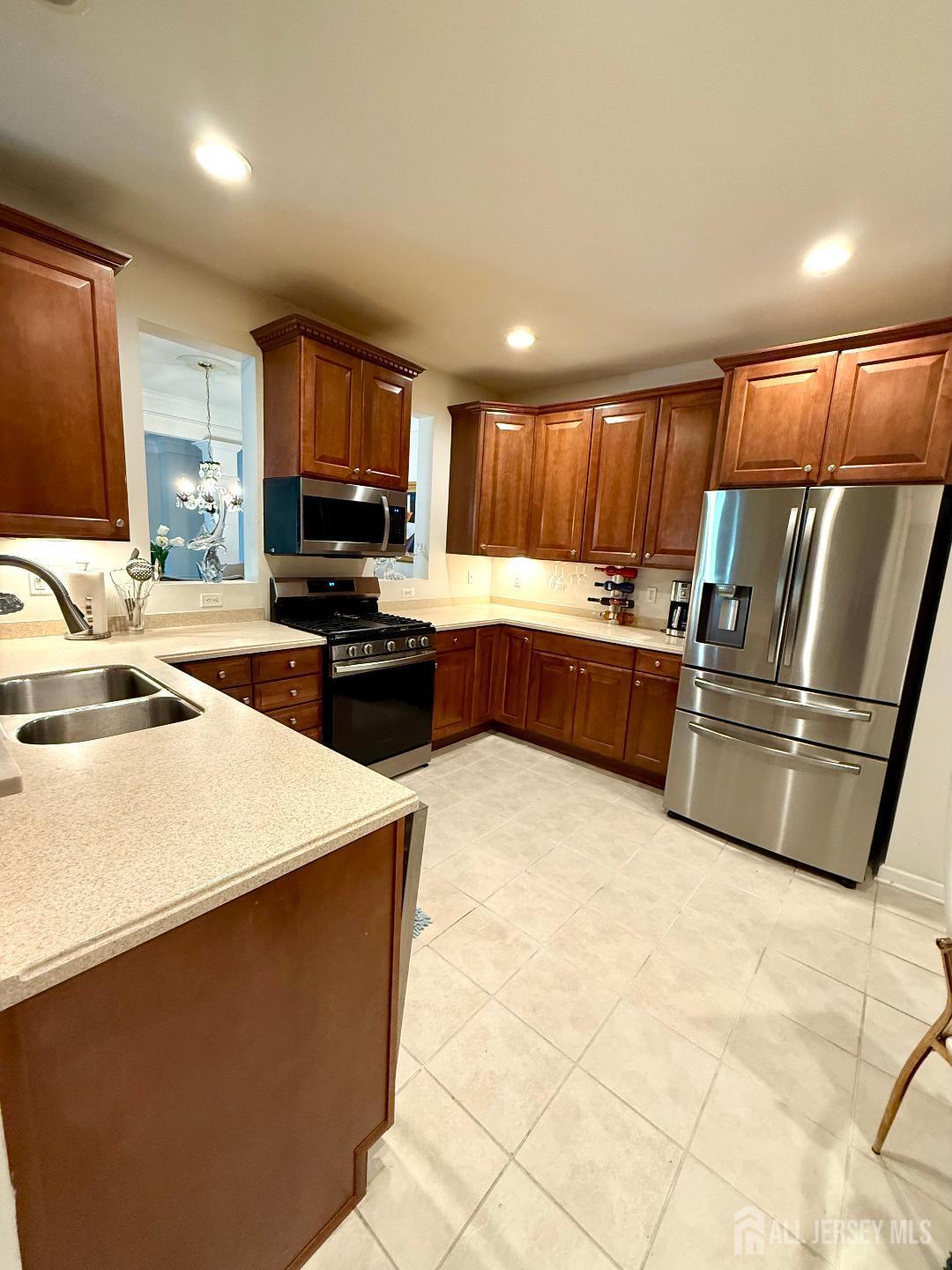7304 Westover Way Image 4