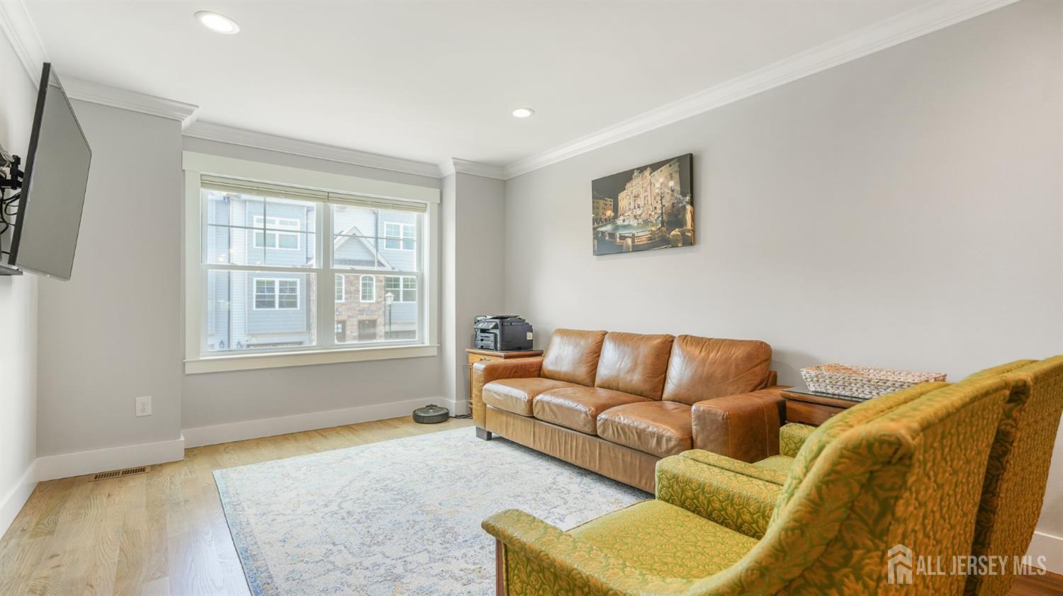 226 Main Street 2 Image 3